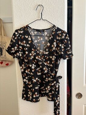 Floral Peplum Wrap Top - Small